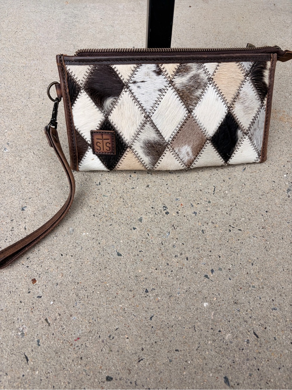 🤠STS Ranchwear Diamond Cowhide Patchwork Leather Wristlet Wallet